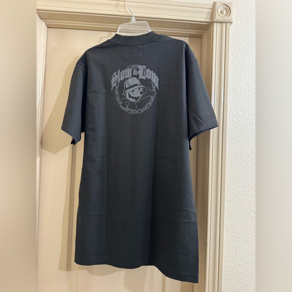 NWOT Black Graphic T-Shirt with Car and City Design - Picture 4 of 5